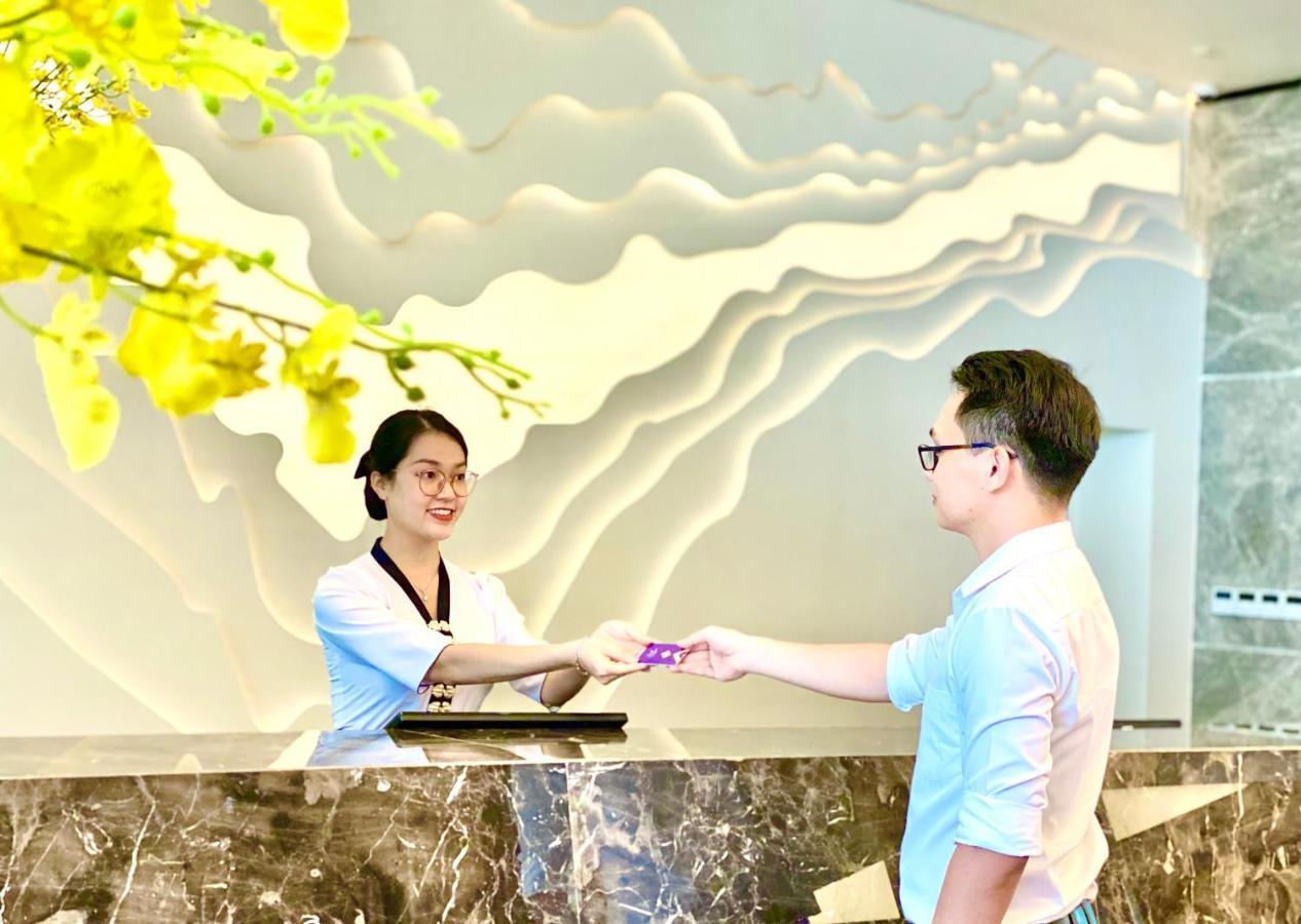 Muong Thanh Luxury Saigon Hotel Ho Chi Minh City Exterior photo