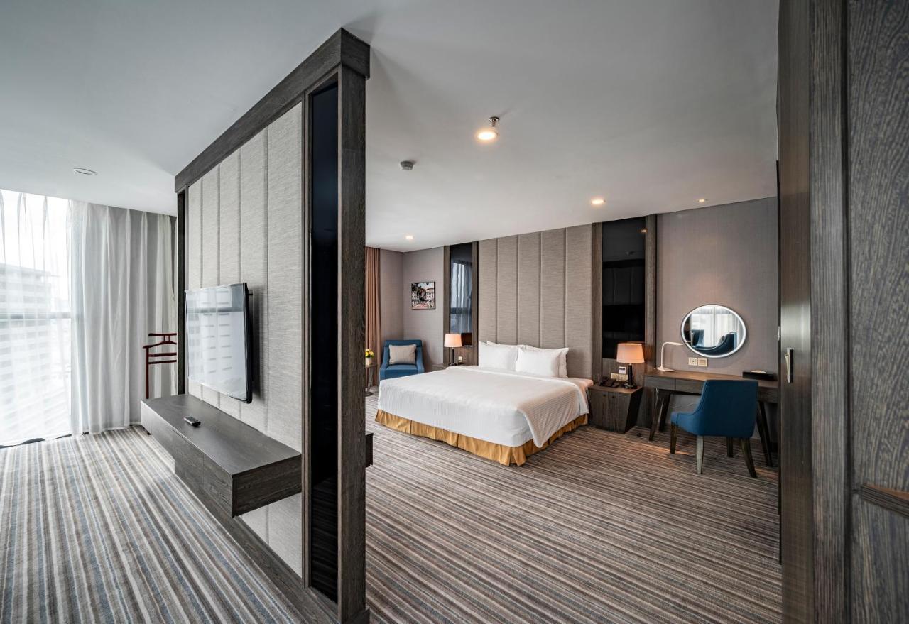 Muong Thanh Luxury Saigon Hotel Ho Chi Minh City Exterior photo